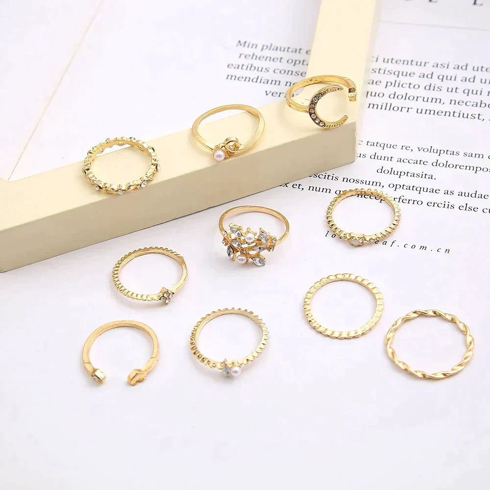 Set aus 10 Boho-Ringen in Silber und Gold, Vintage-Stil für Frauen, mit Monddetails und elegantem Design
