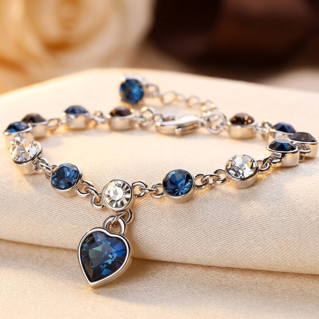 Pulseira de corrente coração com safira prata Rose & Oliver, design delicado e elegante para uso diário.