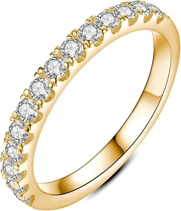Goldener Ehering von Rose & Oliver, mit polierter Oberfläche und klassischem Design für Verlobung oder Feier.
