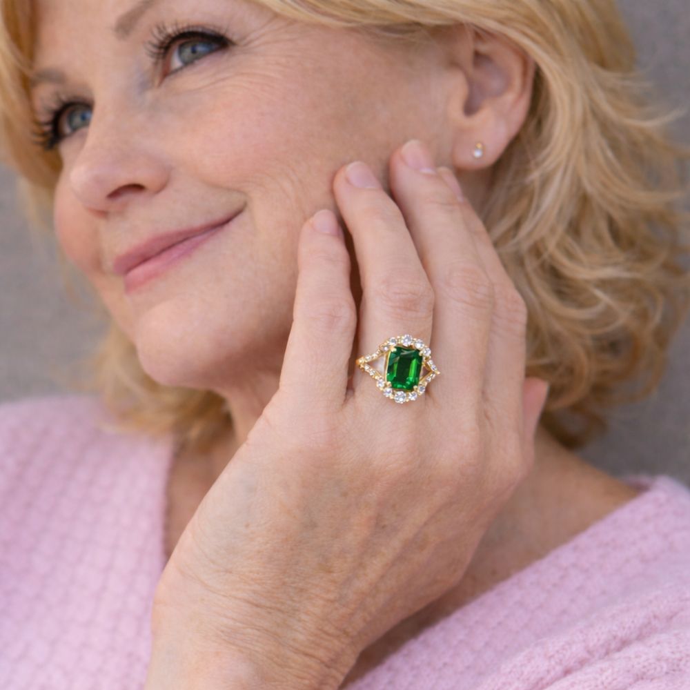 Ring Elisova Grenthal von Rose & Oliver mit elegantem Design und raffinierten Details, Nahaufnahme im Bild.